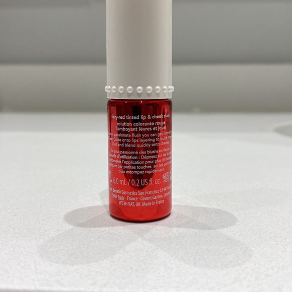 Love tint - lip and cheek stain - Picture 3 of 3